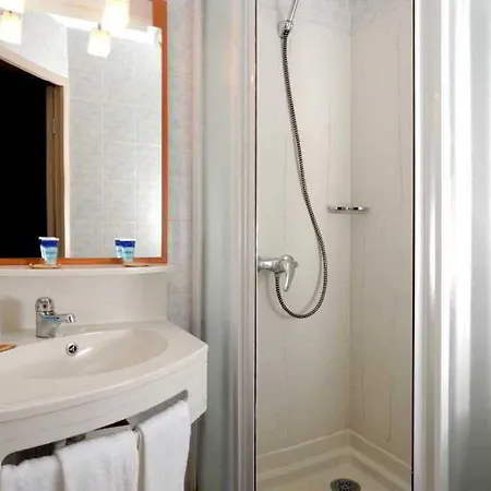 Initial By Balladins / Marne-la-vallee Hotel