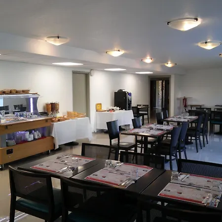 Initial By Balladins / Marne-la-vallee Hotel 2*