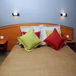 Hotel Initial By Balladins / Marne-la-vallee 2*