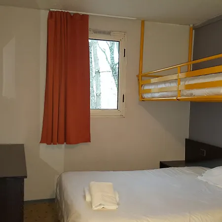 Initial By Balladins / Marne-la-vallée Hotel 2*