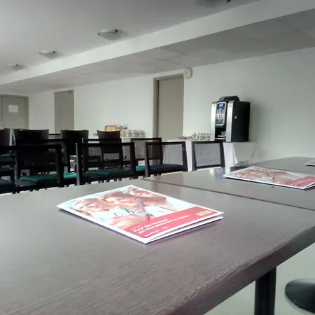 Otel Initial By Balladins / Marne-la-vallee