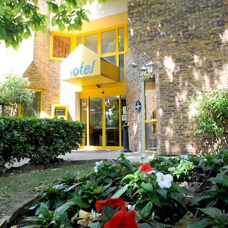 Hotel Initial By Balladins / Marne-la-vallée 2*
