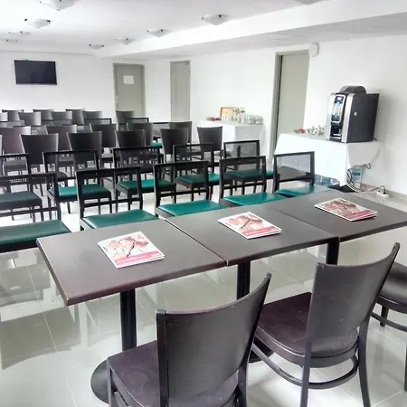 Initial By Balladins / Marne-la-vallee 2*