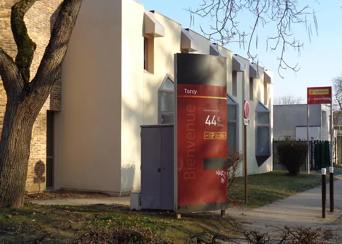 Initial By Balladins / Marne-la-vallee Hotel 2*