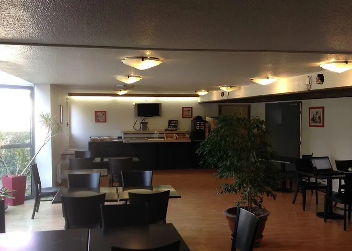 Hotel Initial By Balladins / Marne-la-vallee